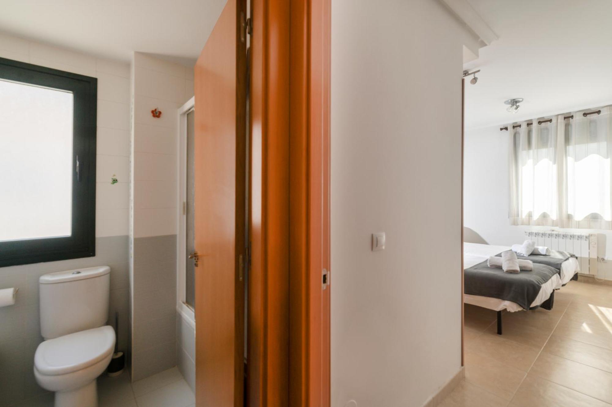 Tarantino, Apartamento Con Piscina, Playa A 3 Km Vut-2505-As ยาเนส ภายนอก รูปภาพ